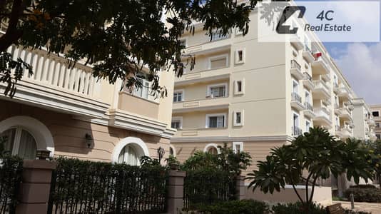 For sale Studio apartment ready to move prime location open view in Hyde Park Fifth Settlement New Cairo