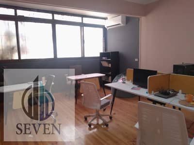 Administrative villa for rent, 400 sqm, air-conditioned, prime location in Maadi at a unique price.