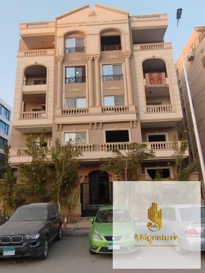 شقة للبيع في البنفسج عمارات بسعر مميز التجمع الخامس