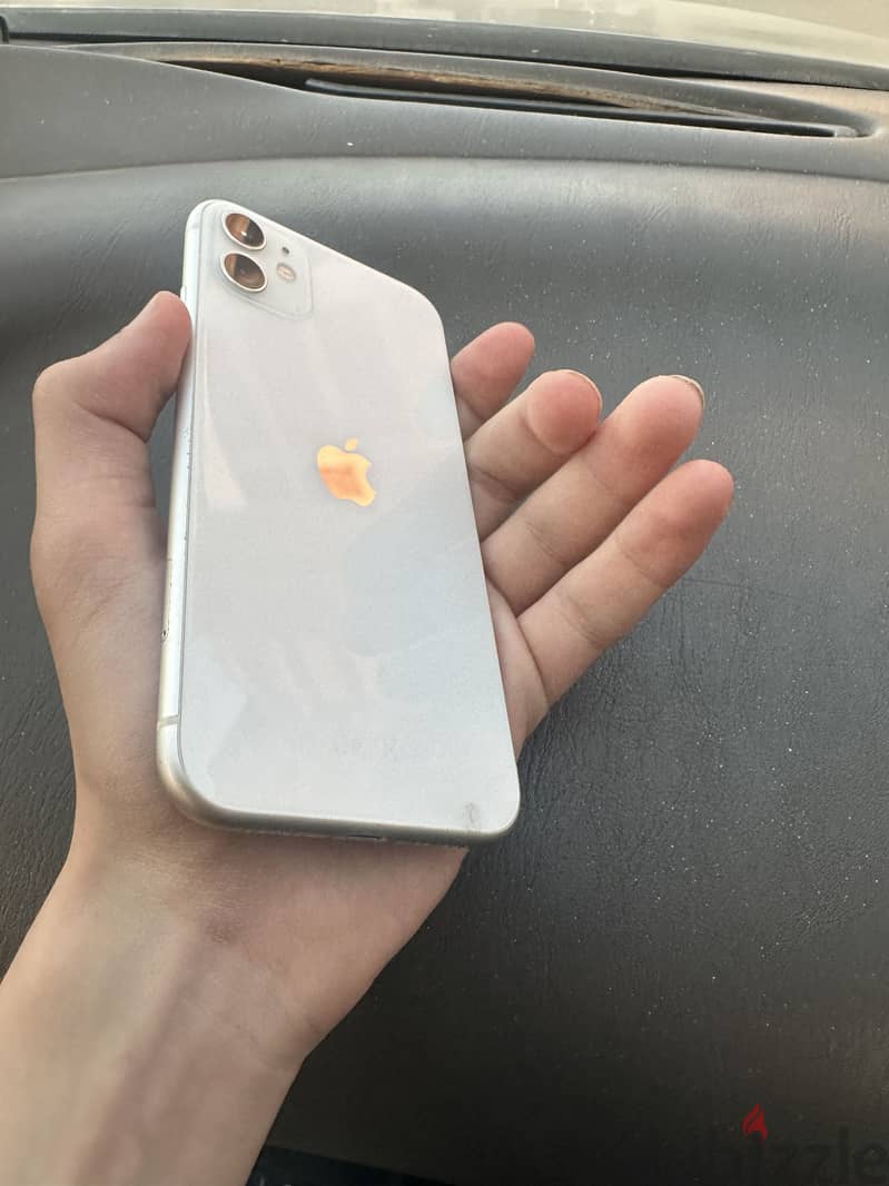 iPhone 11 2