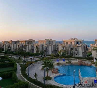 Instantly receive a penthouse overlooking the sea in Sicilia in Sidi Hanesh next to Almazah Bay