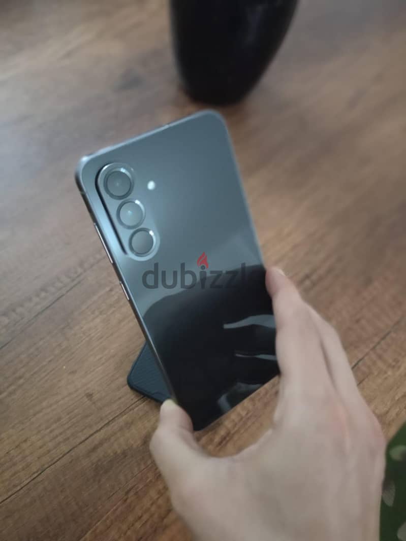Samsung A56 1
