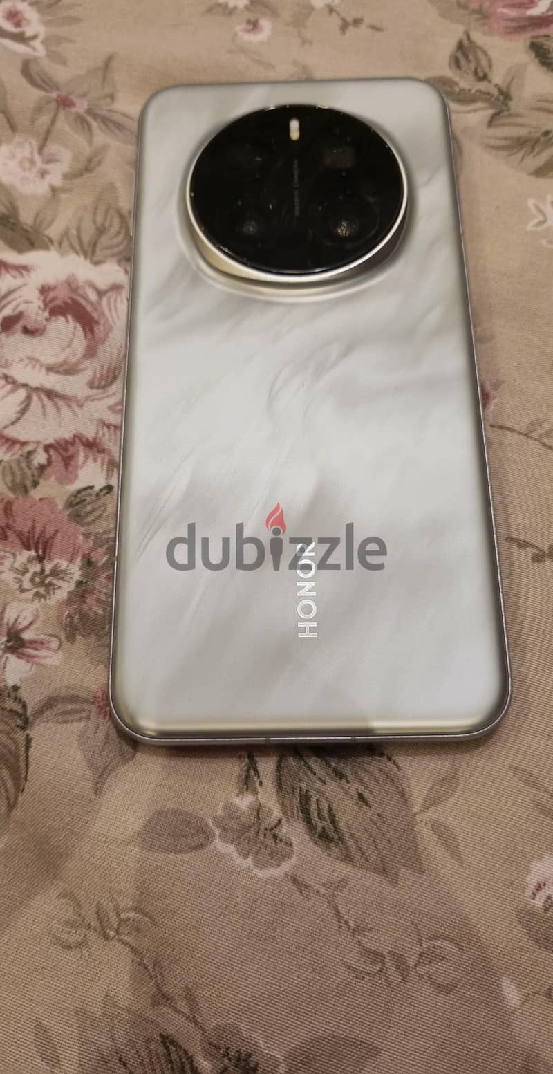 Honor Magic7 Pro 6