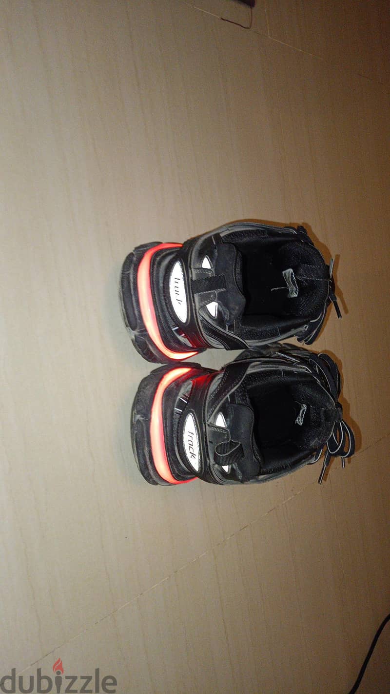 Balenciaga track led 2