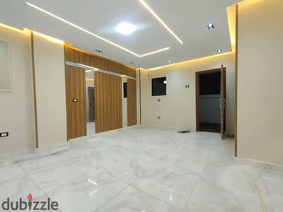 شقه للبيع 125 متر فى 6 أكتوبر الحى الرابع مجاورة اولى تانى نمرة من المركزى