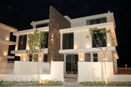 RTM Premium Waterfront Townhouse at DAYS – Finished, Furnished, and Fully Equipped