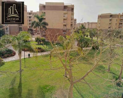 Apartment 116 meters with a wide garden view for sale in cash at a special price in Madinty - Phase B11   Great location in front of the first season mall and next to the craft zone