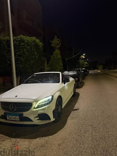 Mercedes Benz C300 convertible 2020
