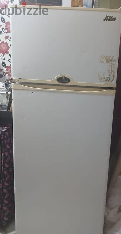 ثلاجة بخارية كريازى 18 قدم للبيع بسعر 7500