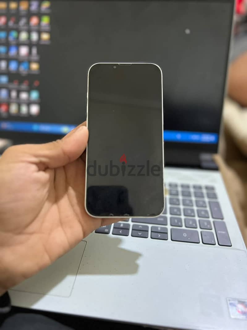 Iphone 14 white 3