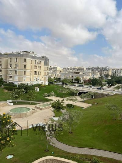 اي فيلا جاردن 278م + 82م حديقة تشطيب سوبر لوكس لاند سكيب فيو بكمبوند ماونتن فيو هايد بارك Mountain view hyde park