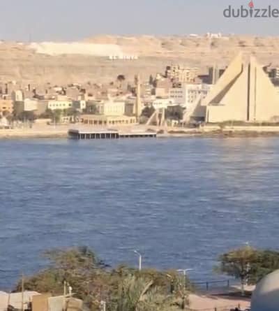 أمام مدرسة القومية
