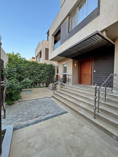 Ready to move Townhouse next to Palm Parks Compound