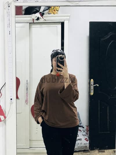 brown oversized long sleeve tshirt