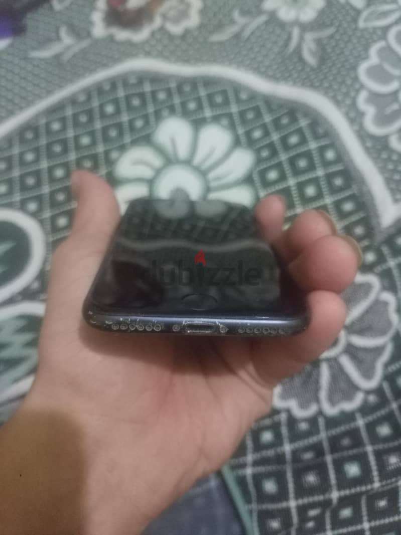 آبل - آيفون 7 1