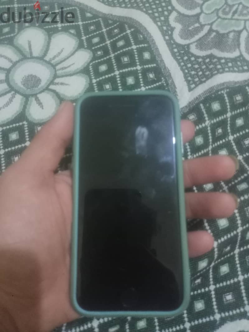 آبل - آيفون 7 3