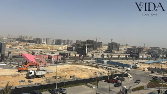 مكتب للبيع 65م مول ويست مارك علي محور 26 يوليو بسعر مميز