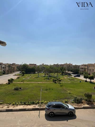 370m Town House for sale in El Yassmin Compound sheikh zayed ready to move