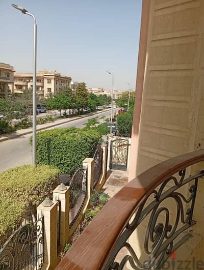 شقة ١٨٠ متر في التجمع