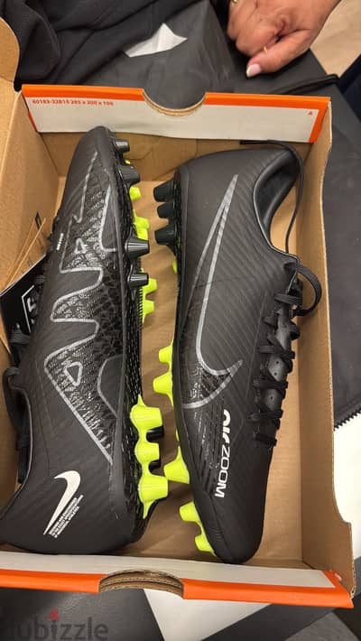 Nike Mercurial [Vapor/Superfly] FG Football Boots — Black/Volt