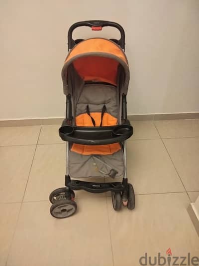 عربة أطفال Stroller بحالة ممتازة جدا للبيع