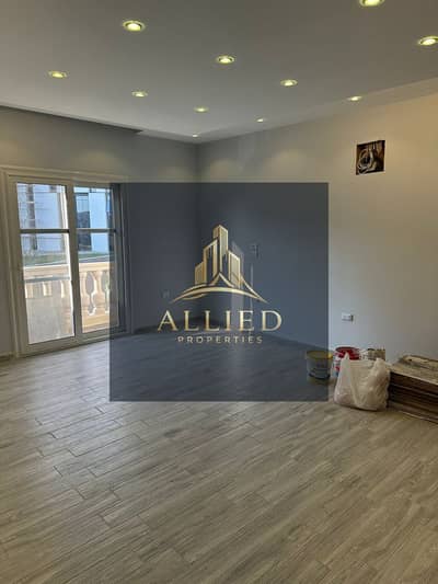 semi furnished studio for rent in hyde park compound-new cairo