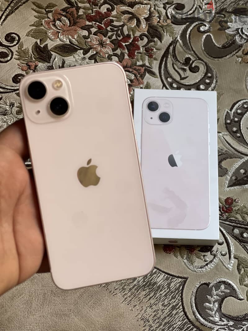 iPhone 13 4