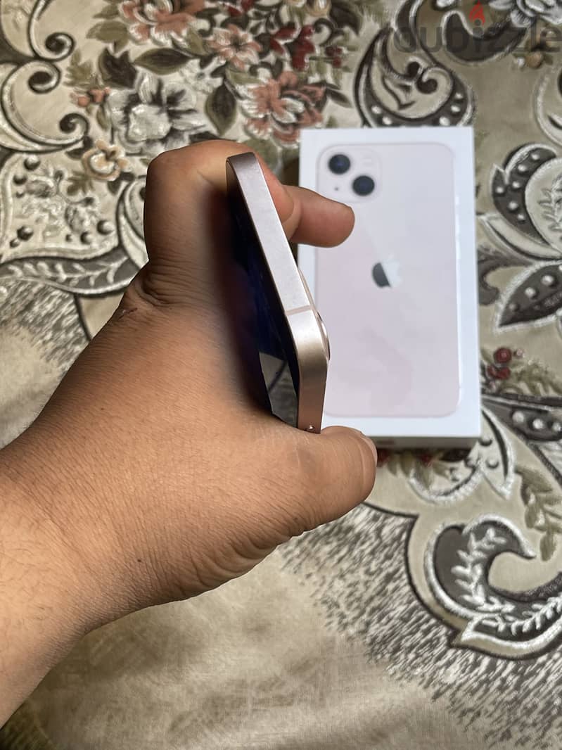 iPhone 13 7