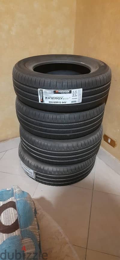 ‏طقم كامل 4 فرد مع بعض كاوتش (hankook) مقاس 15/ 65 /205 - جديد زيرو