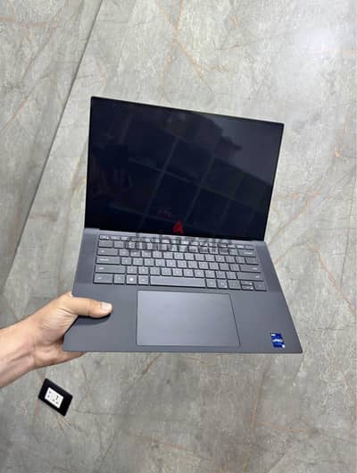 Dell precision 5570 4K touchscreen كارت RTX 8GB