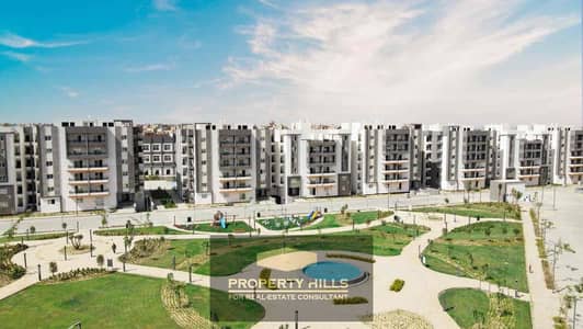 Receive immediately a Townhouse of 3 floors in Rock Eden - just minutes away from Palm Parks and Mall of Egypt