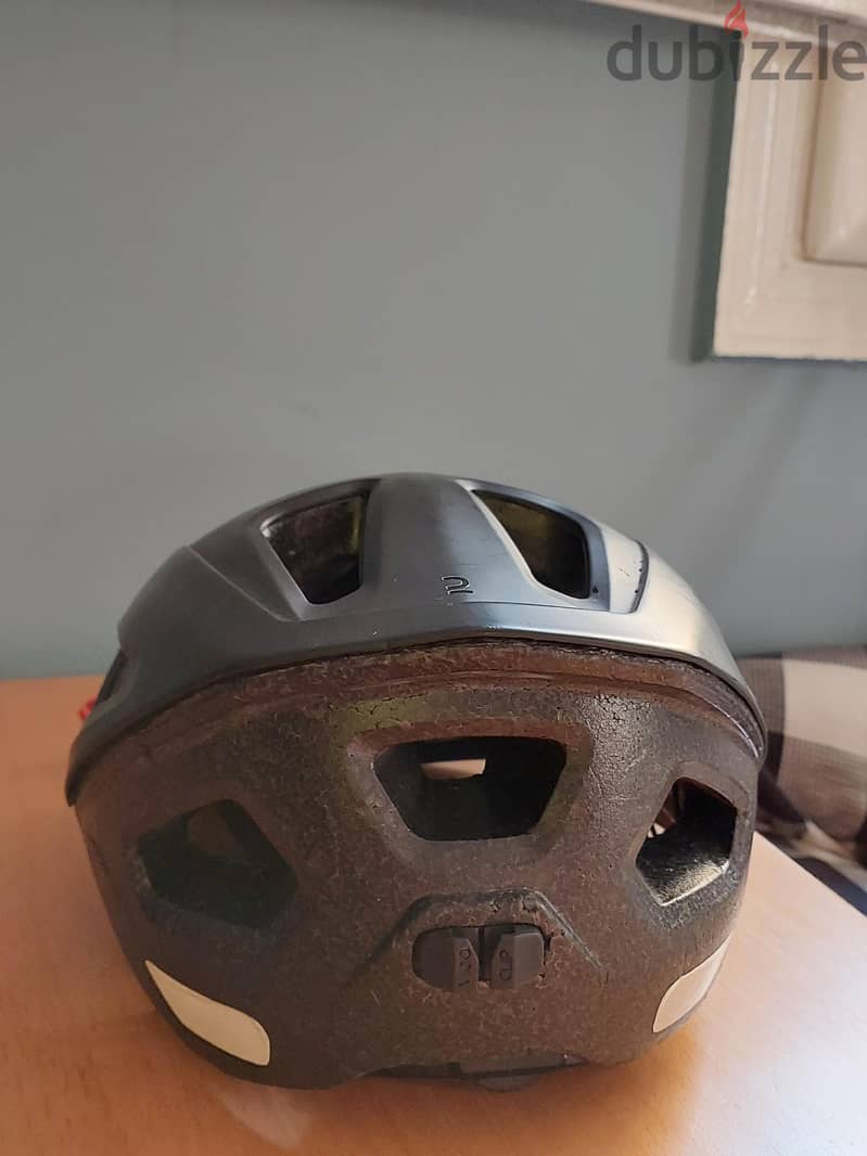 Van Rysel Helmet 2