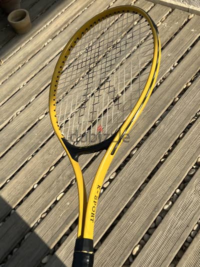 2 Tennis rackets