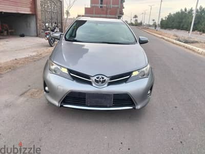 تويوتا اوريس 2015