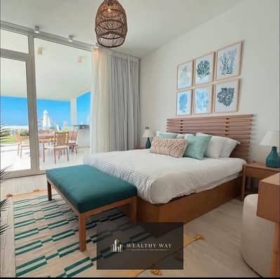 علي البحر متشطب استلام فوري شاليه للبيع في الساحل الشمالي قرية سي شور راس الحكمة Sea shore ras al hekma north coast بجوار فوكا باي و ماونتن فيو و مدن