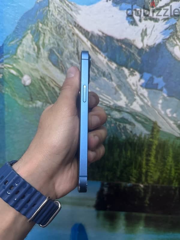 iPhone 13 2