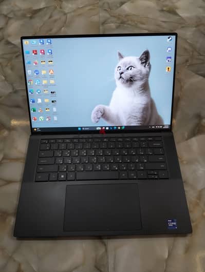 DELL PRECISION 5560 Core i9
