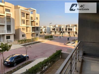 Fully finished with acs Apartment ready to move 160 m for sale with 3 bedrooms in compound fifth square al marasem new cairo with very prime location