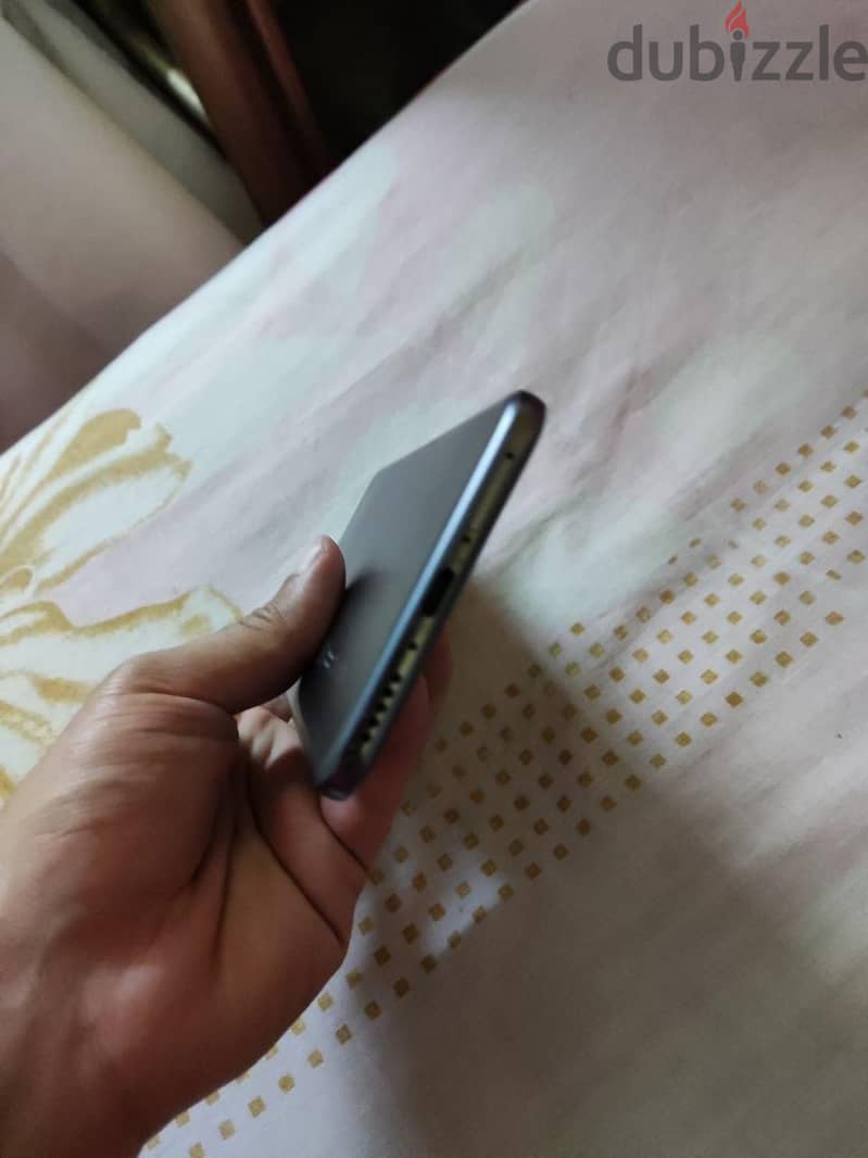 Vivo V60 2