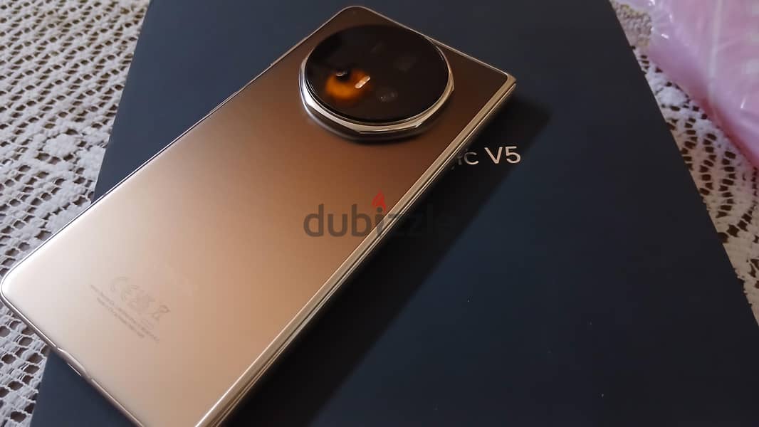 Honor Magic V5 1