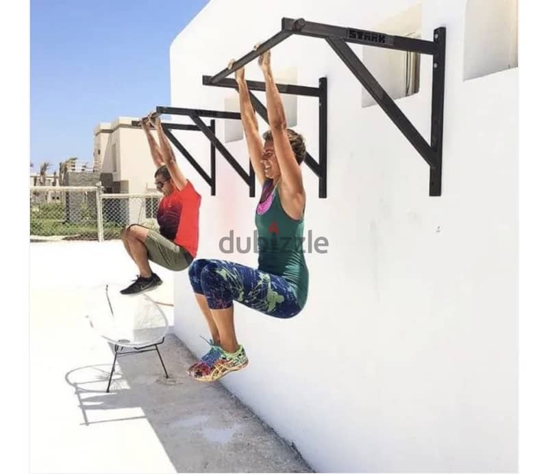 Wall mounted pull up bars 2