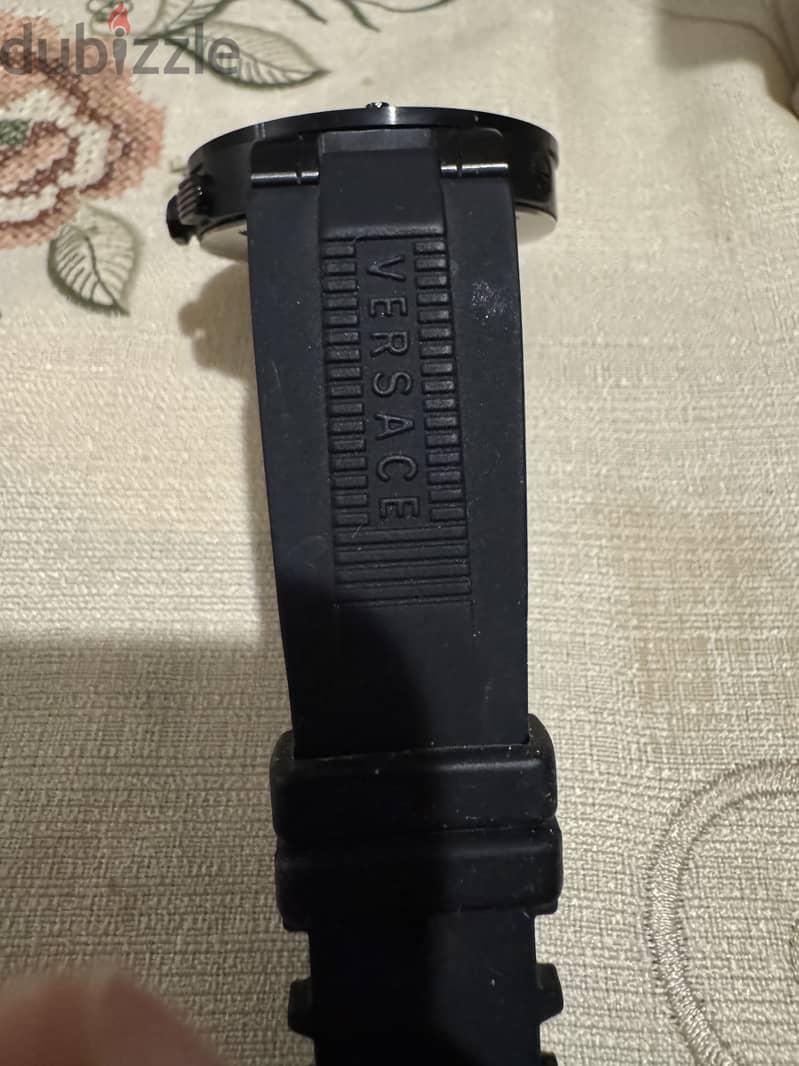 Versace watch , Black , excellent condition , Swiss made 2