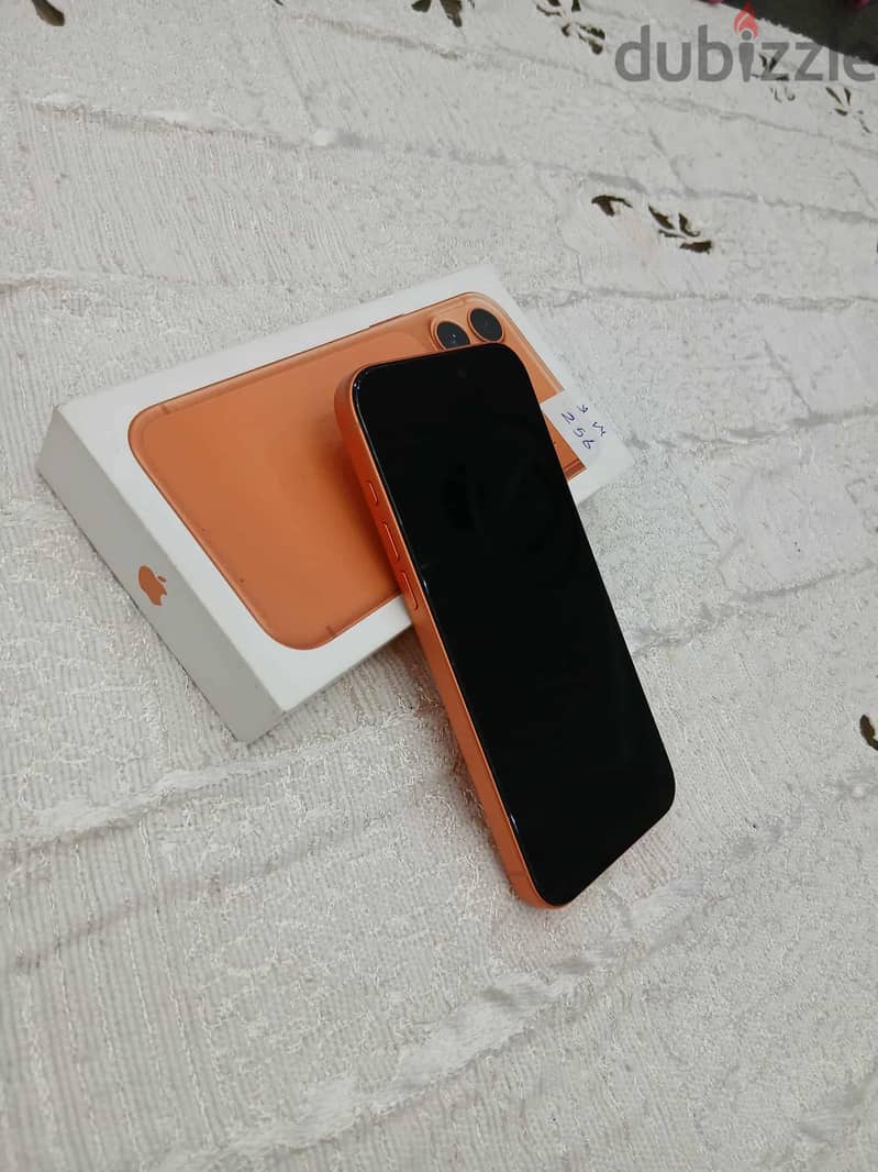 Apple - iPhone 17 Pro Max 4