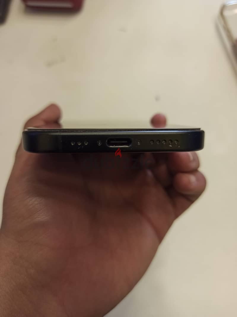 iPhone 16 1