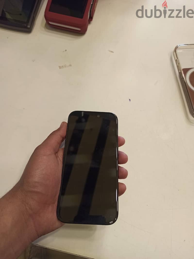 iPhone 16 4