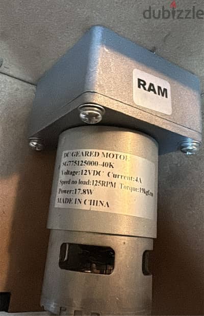 2x Dc motor 12V 1.9N. m