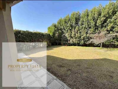 For selling villa in 5 settlement with private garden