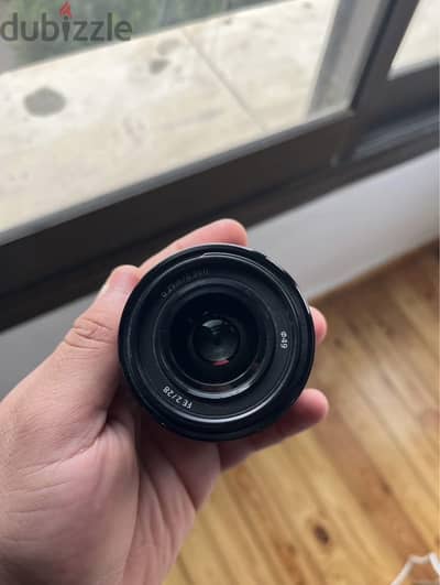 28Sony f2