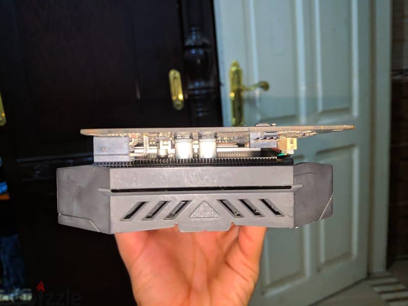 Asus ROG Rx470 pc 4gb edition 1