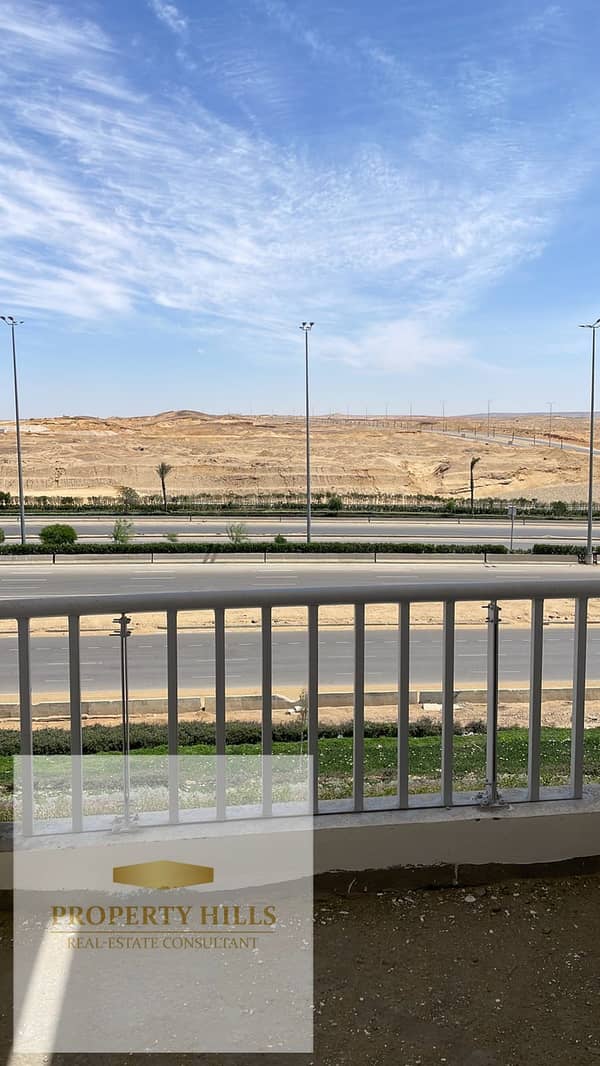 شقه للبيع ارضي بجاردن 143 متر 3 غرف نوم برايم لوكيشن في كمبوند هايد بارك التجمع الخامس Hyde Park Compound, Fifth Settlement.